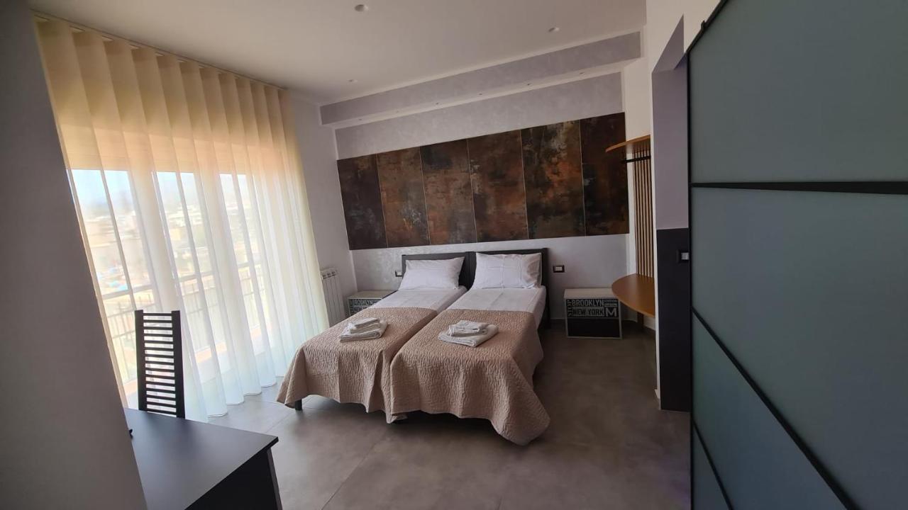 Casa Veneziano Bed & Breakfast Месина Екстериор снимка